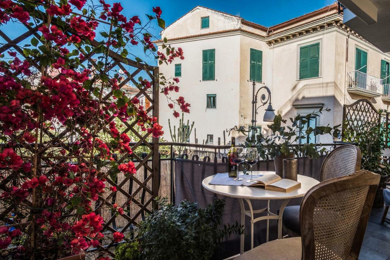 Elegante & Exclusive Maison Сорренто Экстерьер фото